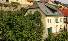 Гостиница Winzerhof & Gästehaus Bernhard  Вайсенкирхен-Ин-Дер-Вахау